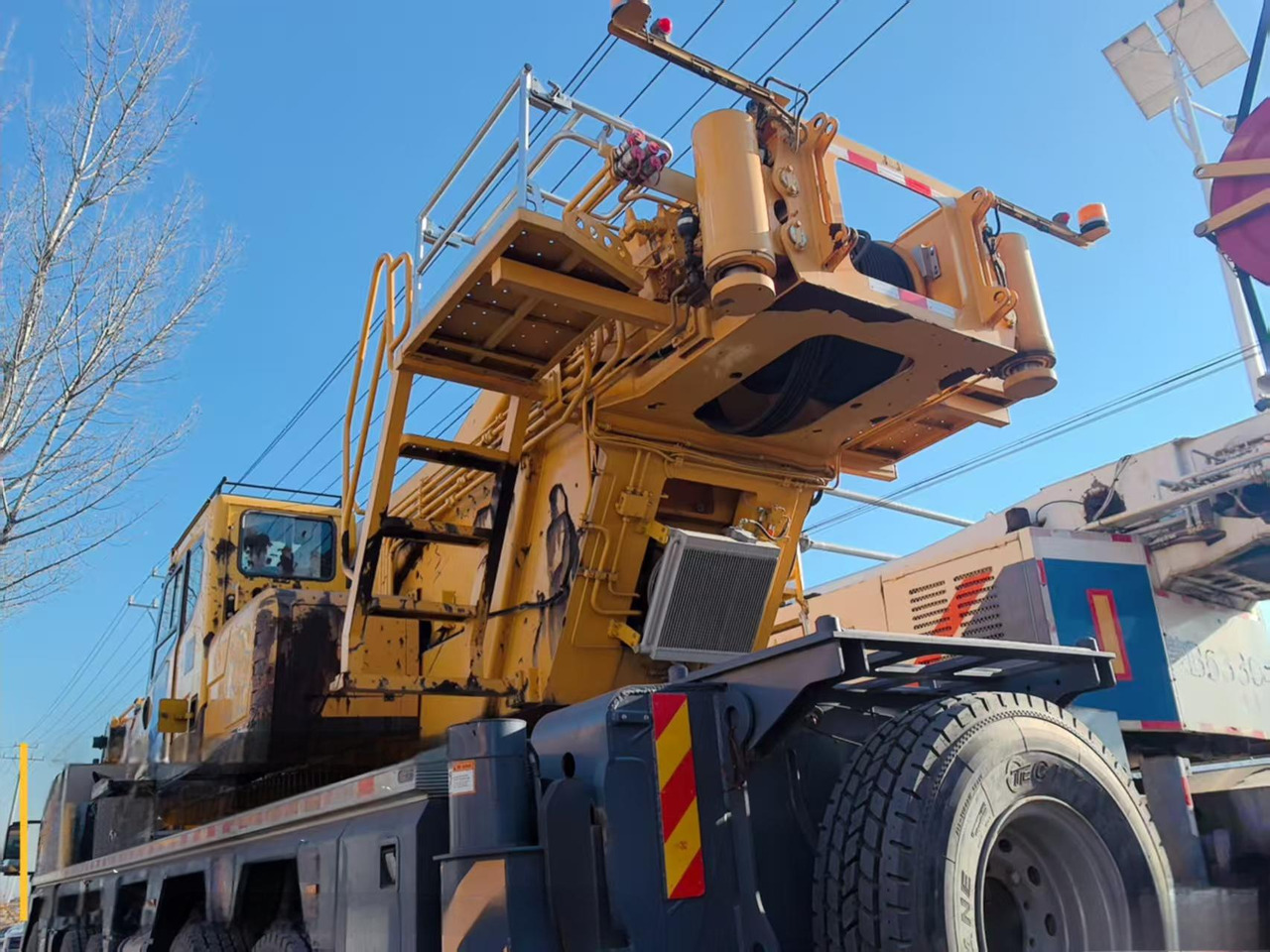 XCMG Official Second Hand Pickup Truck Crane XCA130L8C 130Ton Used All Terrain Cranes Hot Sale - Derek semua medan: gambar 3 XCMG Official Second Hand Pickup Truck Crane XCA130L8C 130Ton Used All Terrain Cranes Hot Sale - Derek semua medan: gambar 3