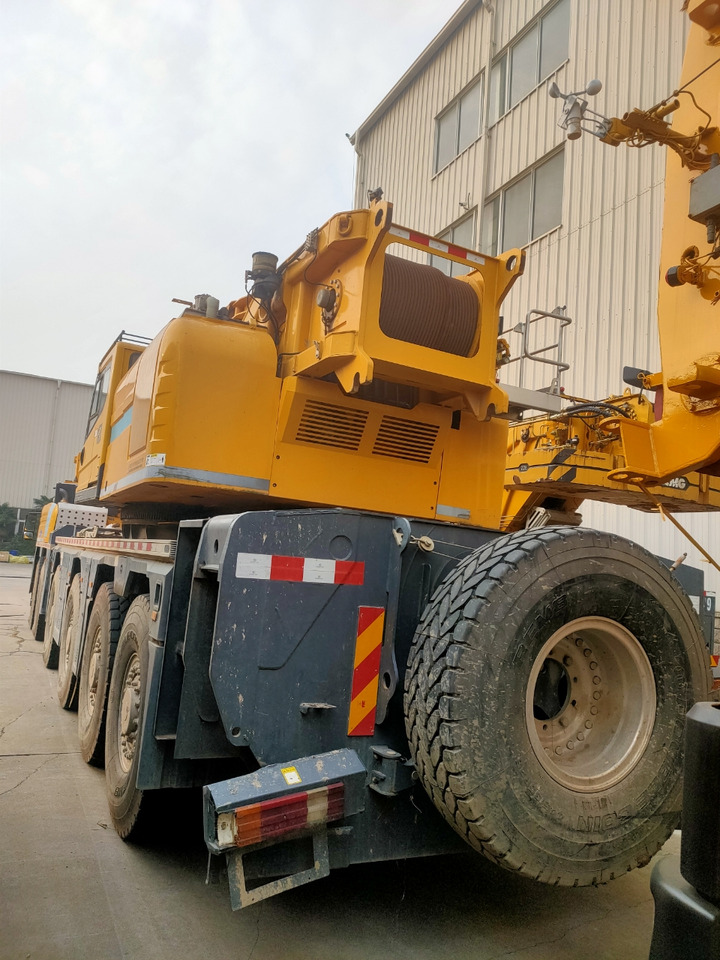 XCMG Official Second Hand Truck Cranes XCA300_1 300 Ton Mobile Crane Price - Derek semua medan: gambar 3 XCMG Official Second Hand Truck Cranes XCA300_1 300 Ton Mobile Crane Price - Derek semua medan: gambar 3
