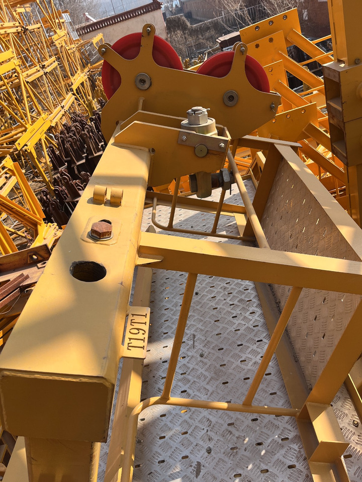 XCMG Official Second Hand XGT1350-64S 64Ton Heavy Duty Tower Crane With High Quality - Derek menara: gambar 4 XCMG Official Second Hand XGT1350-64S 64Ton Heavy Duty Tower Crane With High Quality - Derek menara: gambar 4