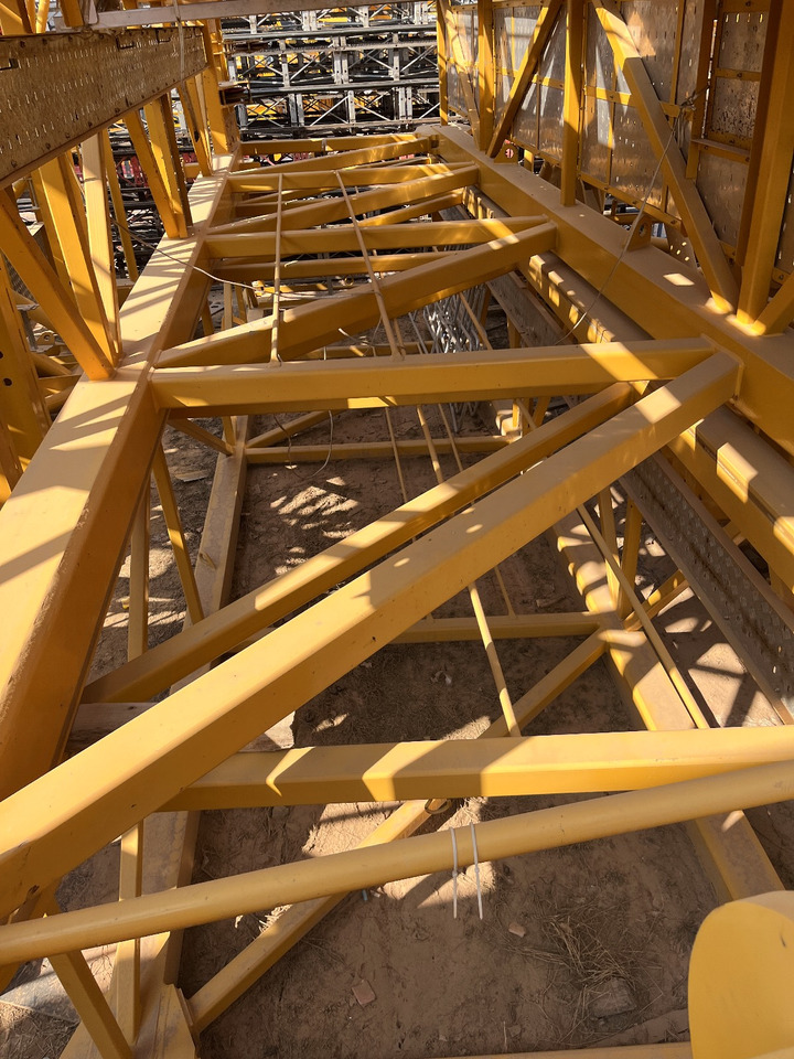 XCMG Official Second Hand XGT1350-64S 64Ton Heavy Duty Tower Crane With High Quality - Derek menara: gambar 5 XCMG Official Second Hand XGT1350-64S 64Ton Heavy Duty Tower Crane With High Quality - Derek menara: gambar 5