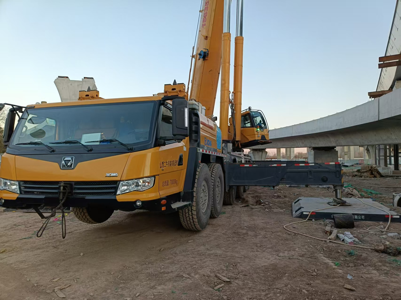 XCMG Official Used 460t All Terrain Crane XCA460 Hydraulic Truck Crane Hot Sale - Derek semua medan: gambar 3 XCMG Official Used 460t All Terrain Crane XCA460 Hydraulic Truck Crane Hot Sale - Derek semua medan: gambar 3