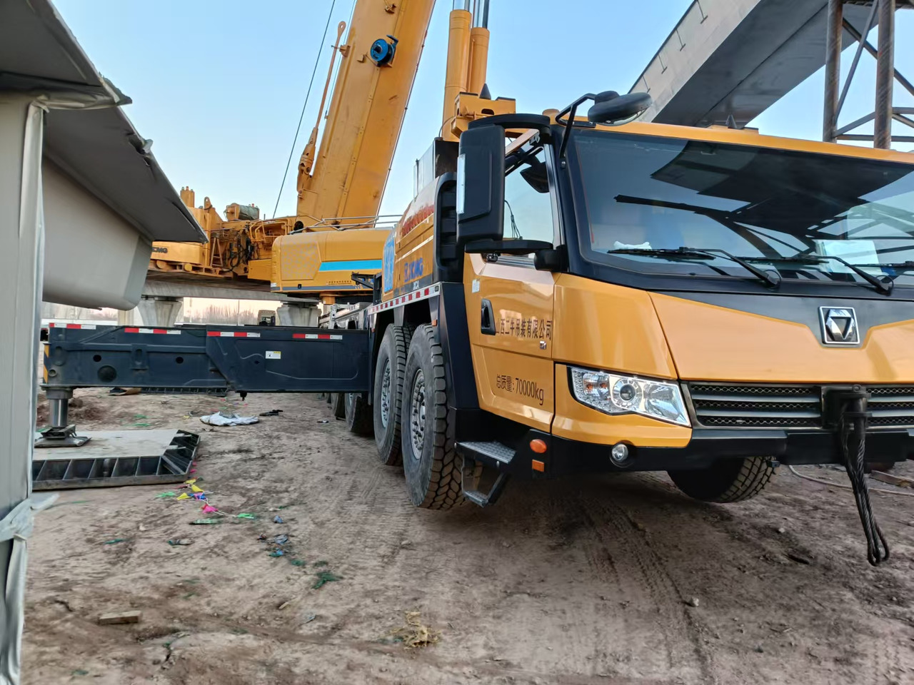 XCMG Official Used 460t All Terrain Crane XCA460 Hydraulic Truck Crane Hot Sale - Derek semua medan: gambar 2 XCMG Official Used 460t All Terrain Crane XCA460 Hydraulic Truck Crane Hot Sale - Derek semua medan: gambar 2