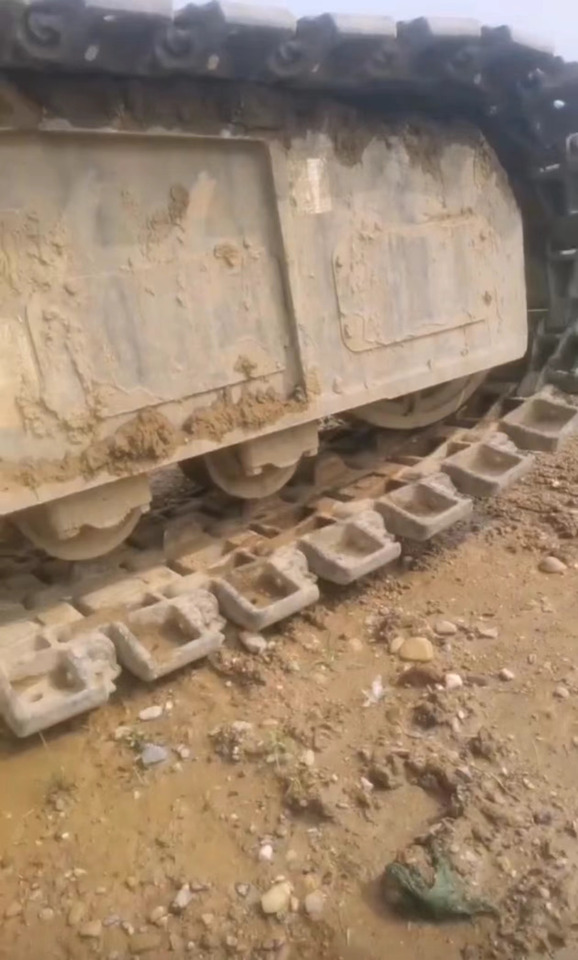 XCMG Official Used 55 Ton Crawler Crane XGC55 Second Hand Small Hydraulic Mobile Crane With High Quality - Derek perayap: gambar 5 XCMG Official Used 55 Ton Crawler Crane XGC55 Second Hand Small Hydraulic Mobile Crane With High Quality - Derek perayap: gambar 5