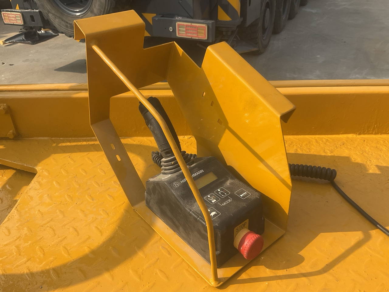 XCMG Official Used Aerial Work Platforms GTJZ0607 Mobile Scissor Lift For Sale - Scissor lifts: gambar 5 XCMG Official Used Aerial Work Platforms GTJZ0607 Mobile Scissor Lift For Sale - Scissor lifts: gambar 5