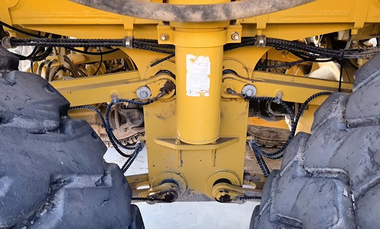 XCMG Official Used Cheap Tipper Truck XDR85T 70 Ton Mining Dump Truck Price - Tempat sampah: gambar 3 XCMG Official Used Cheap Tipper Truck XDR85T 70 Ton Mining Dump Truck Price - Tempat sampah: gambar 3
