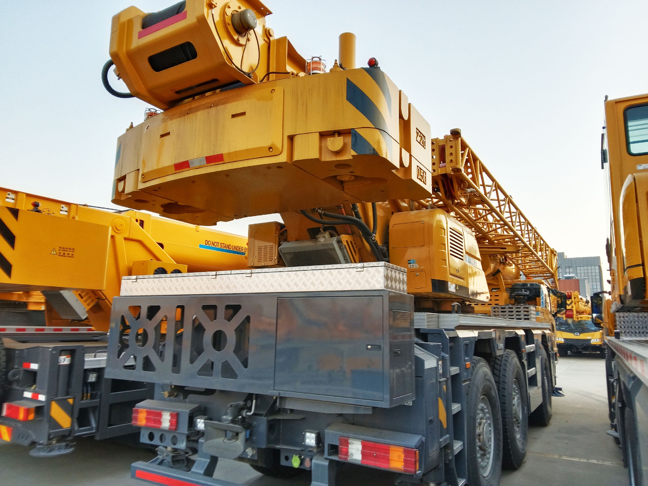 XCMG Official Used Electric Truck Crane XCA60-EV 60 Ton Electric Mobile Crane Price - Derek semua medan: gambar 2 XCMG Official Used Electric Truck Crane XCA60-EV 60 Ton Electric Mobile Crane Price - Derek semua medan: gambar 2