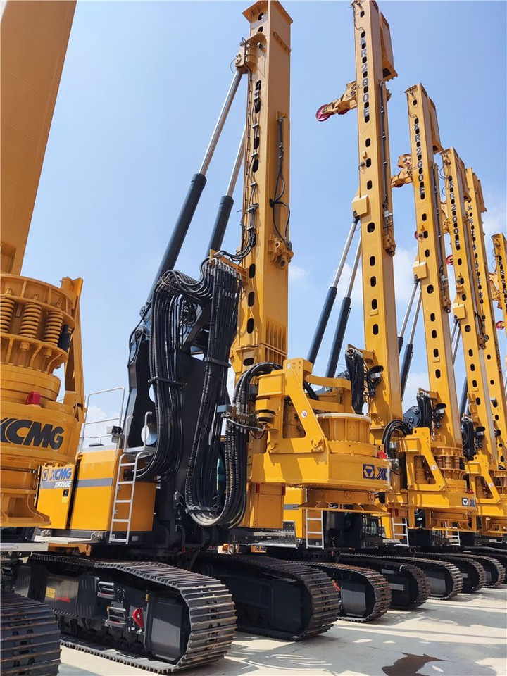 XCMG Official Xr280e Hydraulic Rotary Table Drill Rig Used Drilling Rig Machine for Sale - Anjungan pengeboran: gambar 2 XCMG Official Xr280e Hydraulic Rotary Table Drill Rig Used Drilling Rig Machine for Sale - Anjungan pengeboran: gambar 2
