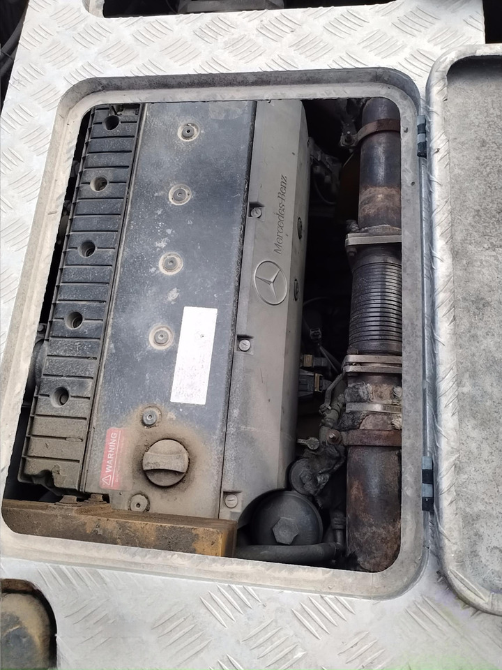 XCMG QAY650A used 650 ton hydraulic all terrain crane truck price - Derek semua medan: gambar 2 XCMG QAY650A used 650 ton hydraulic all terrain crane truck price - Derek semua medan: gambar 2