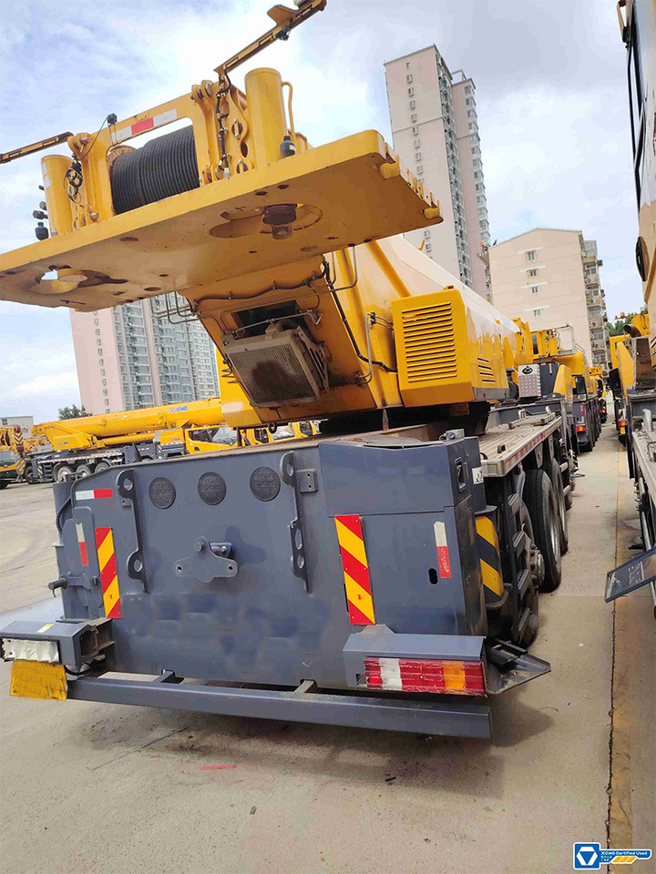 XCMG QY95K7C used 95 ton mobile crane with good condition - Derek bergerak: gambar 3 XCMG QY95K7C used 95 ton mobile crane with good condition - Derek bergerak: gambar 3