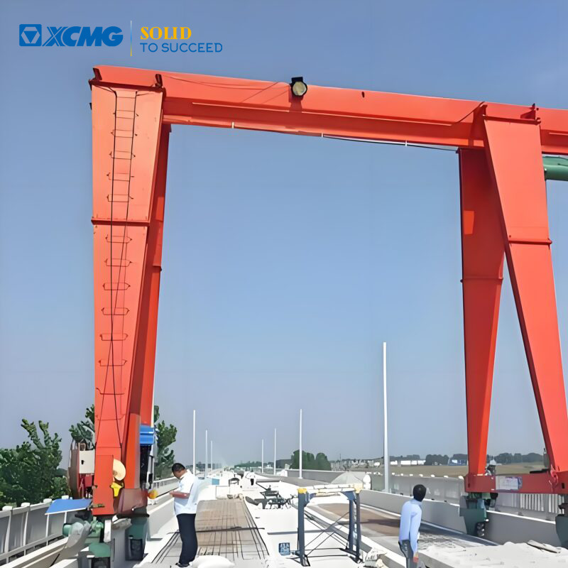 XCMG Single Girder Tyre Gantry Crane - Derek gantry: gambar 1 XCMG Single Girder Tyre Gantry Crane - Derek gantry: gambar 1