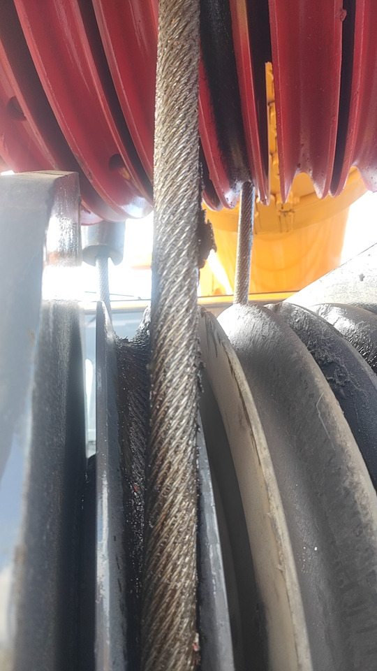 XCMG Truck crane Second Hand mobile hydraulic crane QAY160 Used - Derek bergerak: gambar 5 XCMG Truck crane Second Hand mobile hydraulic crane QAY160 Used - Derek bergerak: gambar 5