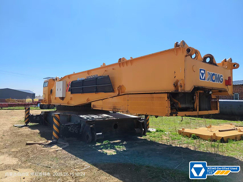 Leasing XCMG XGC650 used mobile hydraulic hoist lift machine 650ton crawler crane XCMG XGC650 used mobile hydraulic hoist lift machine 650ton crawler crane: gambar 6