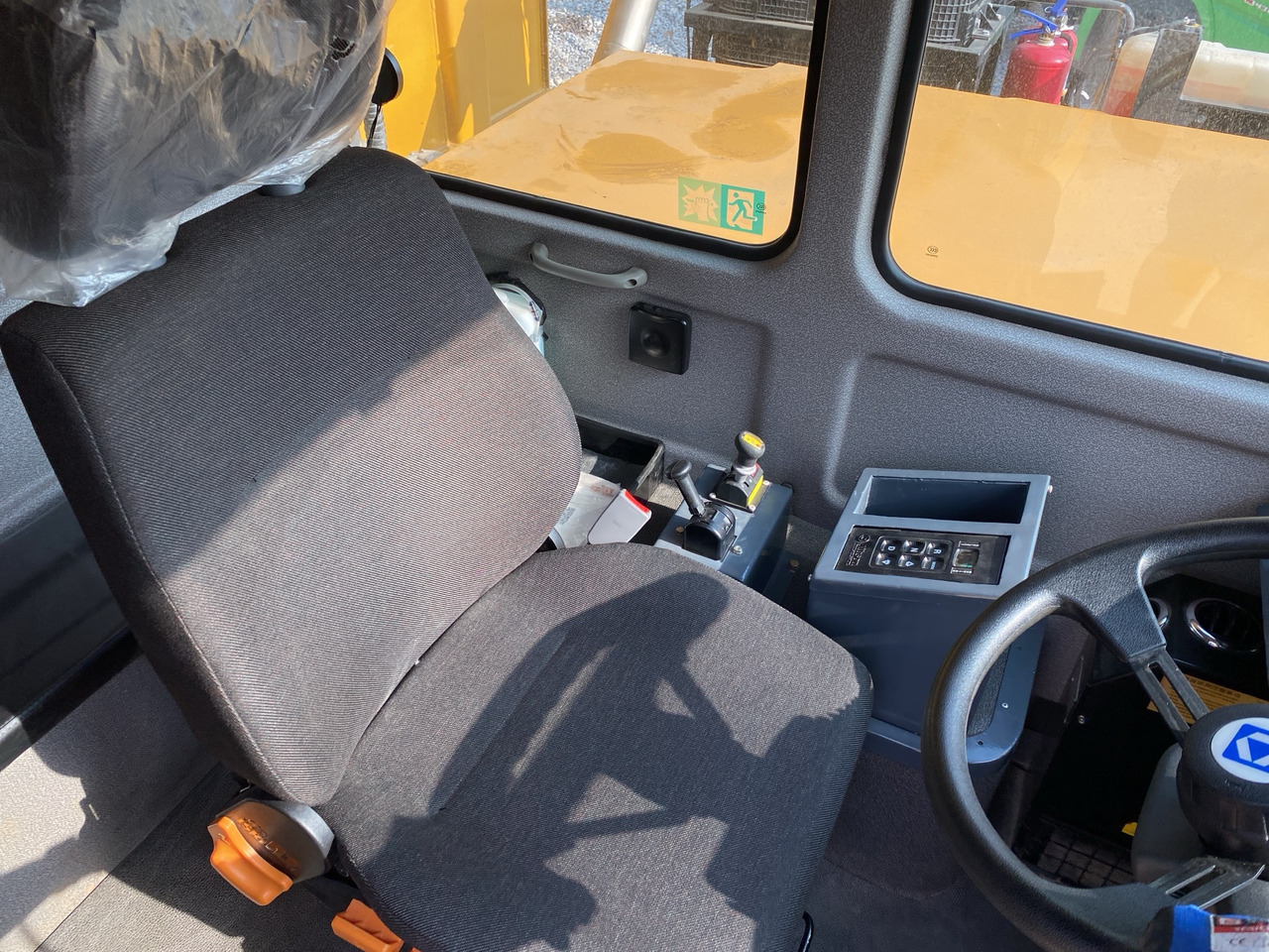 XCMG XKT105A used Wide-Body dump truck for mining - Mesin pertambangan: gambar 2 XCMG XKT105A used Wide-Body dump truck for mining - Mesin pertambangan: gambar 2