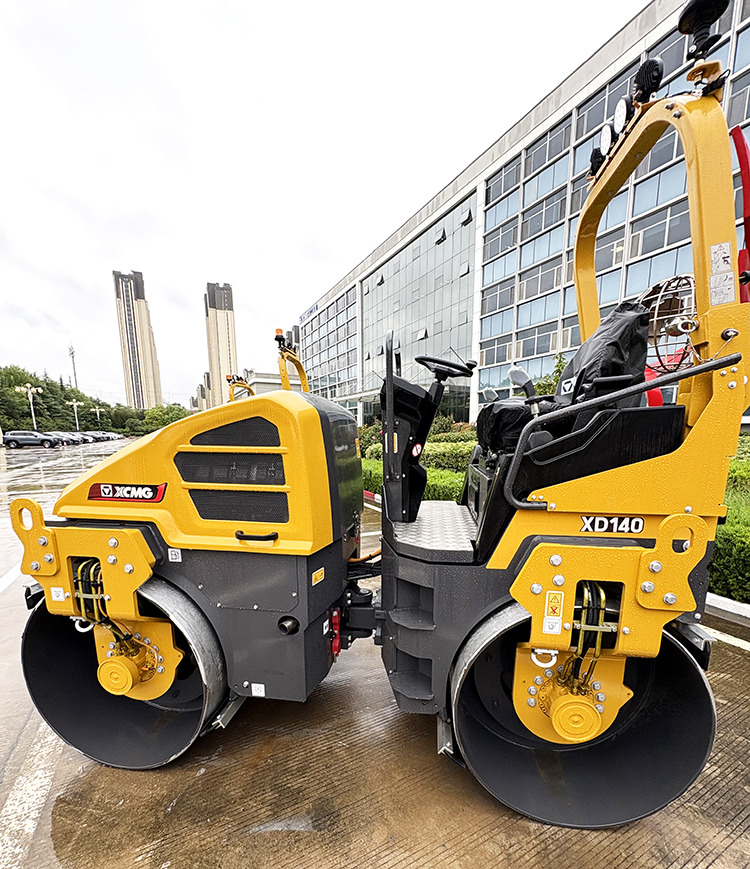 XCMG official XD140 4 ton mini light road roller price - Roller mini: gambar 4 XCMG official XD140 4 ton mini light road roller price - Roller mini: gambar 4