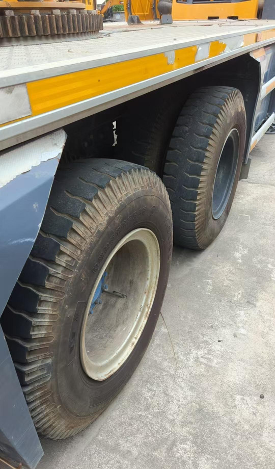 XCMG official second hand 4-Section Telescopic crane truck XCT16_Y - Derek bergerak: gambar 2 XCMG official second hand 4-Section Telescopic crane truck XCT16_Y - Derek bergerak: gambar 2