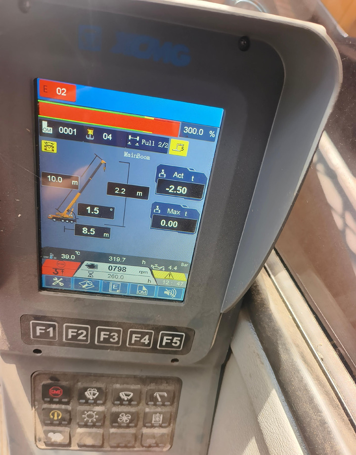 XCMG official second hand 4-Section Telescopic crane truck XCT16_Y - Derek bergerak: gambar 3 XCMG official second hand 4-Section Telescopic crane truck XCT16_Y - Derek bergerak: gambar 3