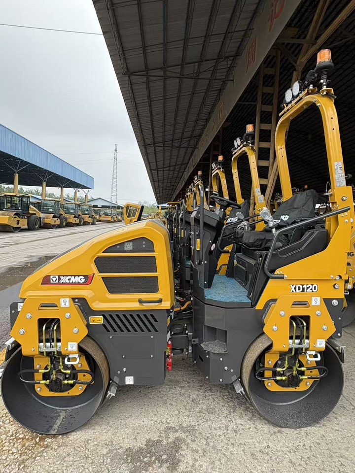 XCMG small XD120 Double Drum Vibratory Road Roller - Roller mini: gambar 2 XCMG small XD120 Double Drum Vibratory Road Roller - Roller mini: gambar 2