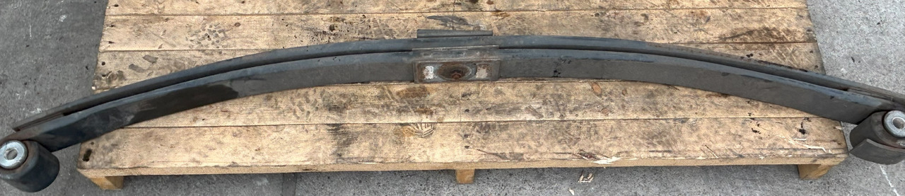 DAF 2-LEAF SPRING DAF XF 106 LIFT - Suspensi baja: gambar 1 DAF 2-LEAF SPRING DAF XF 106 LIFT - Suspensi baja: gambar 1