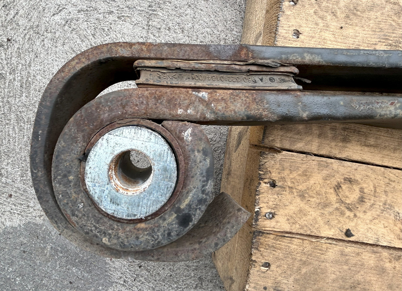 DAF 2-LEAF SPRING DAF XF 106 LIFT - Suspensi baja: gambar 2 DAF 2-LEAF SPRING DAF XF 106 LIFT - Suspensi baja: gambar 2