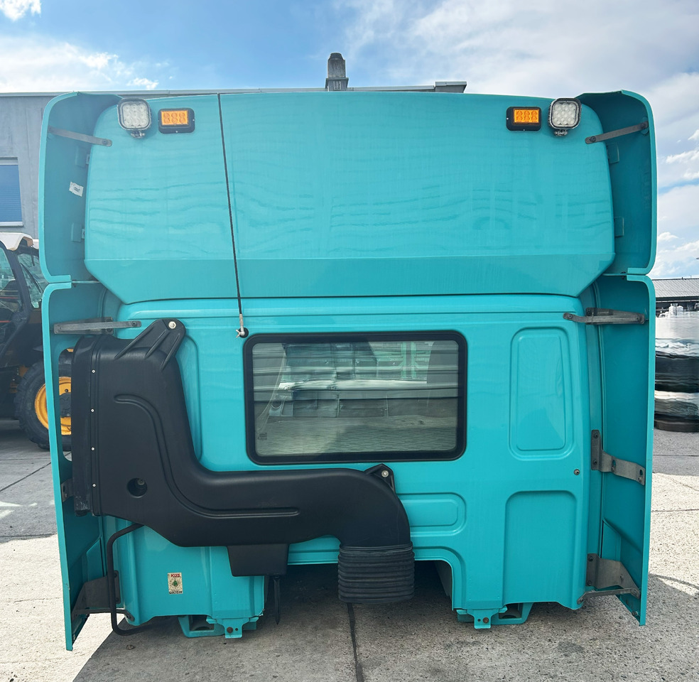 DAF CF EURO 6 SPACE CAB - Kabin: gambar 5 DAF CF EURO 6 SPACE CAB - Kabin: gambar 5