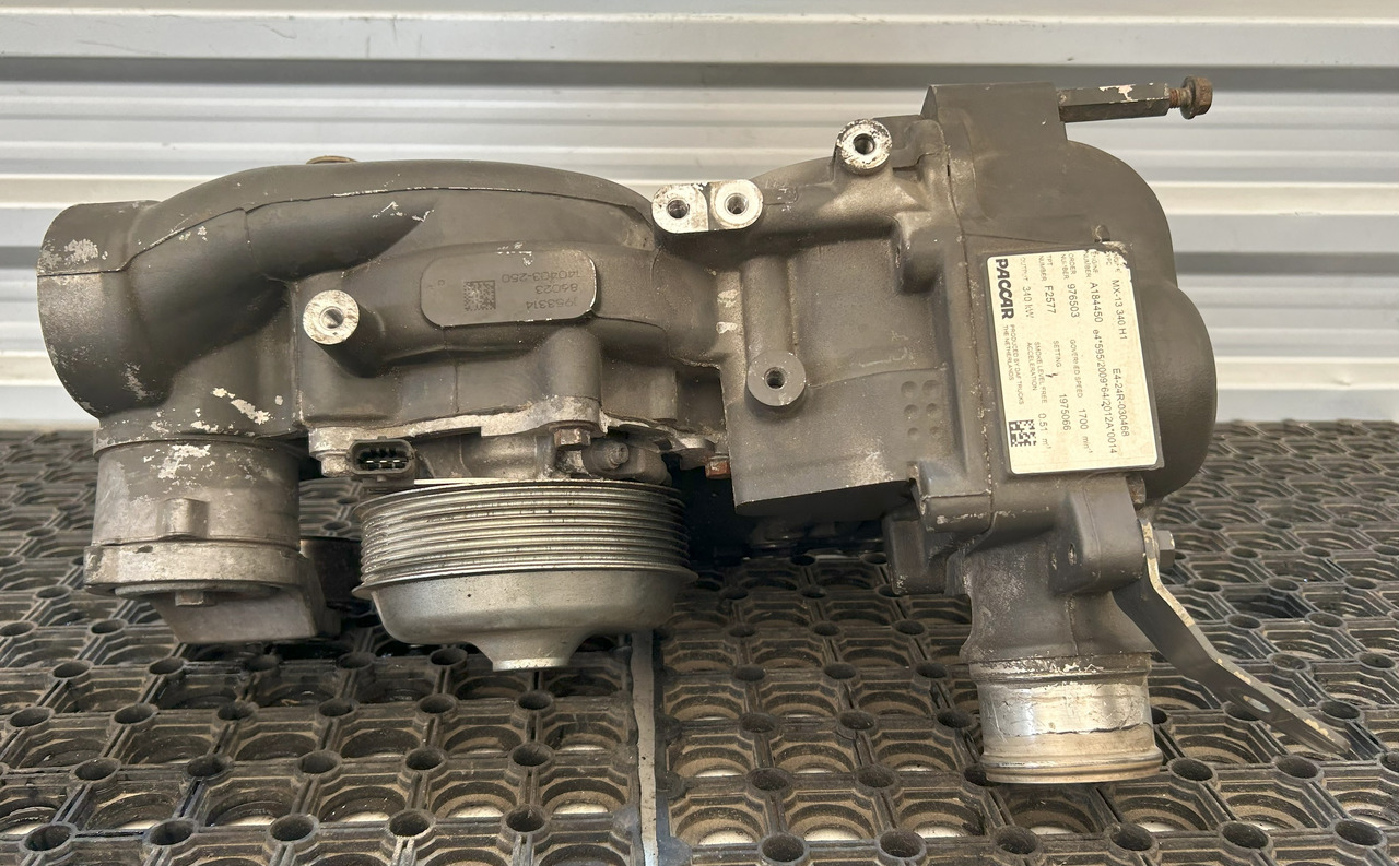 DAF COOLANT PUMP DAF XF 106 - Pompa pendingin: gambar 1 DAF COOLANT PUMP DAF XF 106 - Pompa pendingin: gambar 1