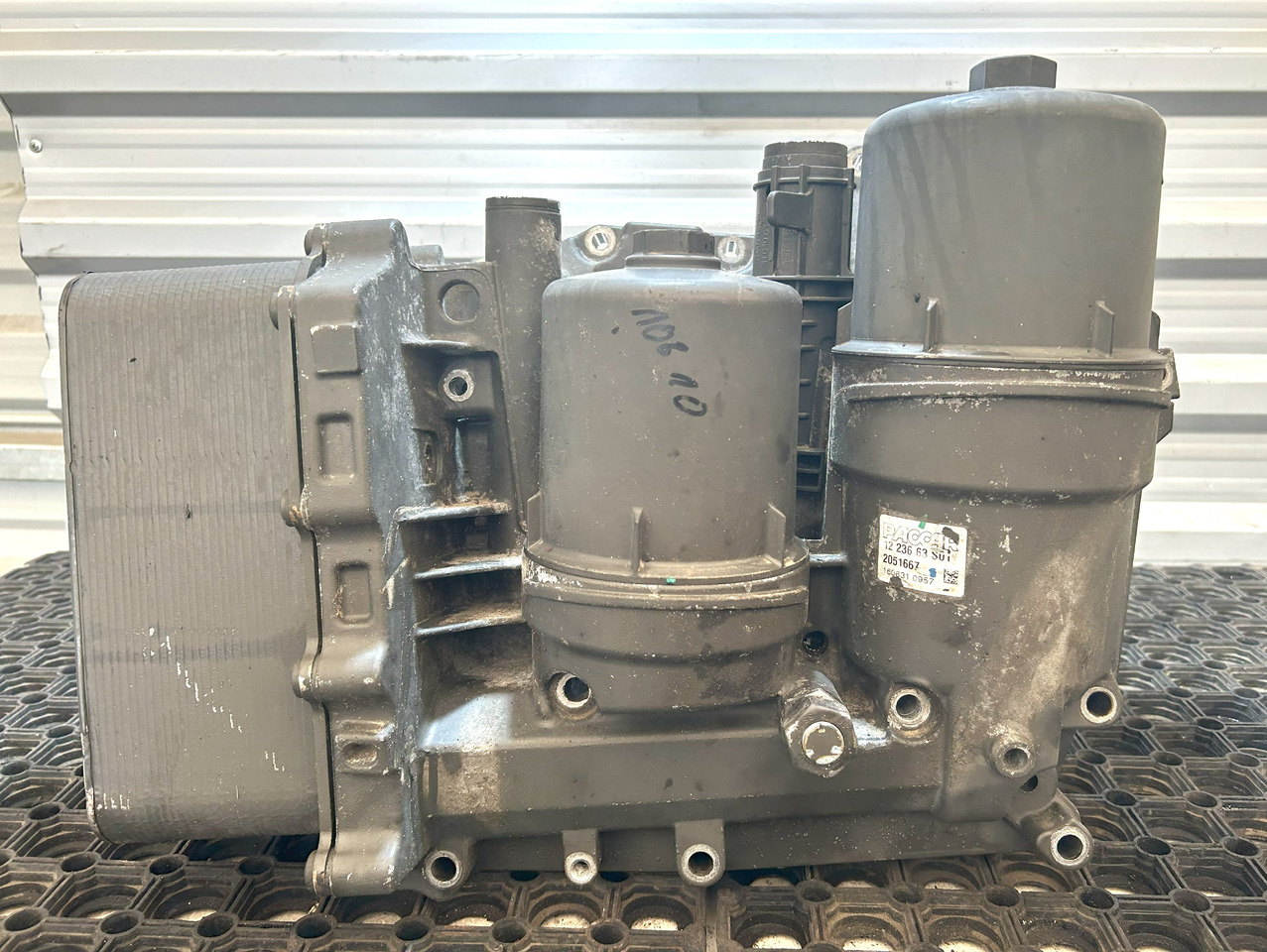 DAF OIL MODULE DAF XF 106 460 - Filter oli: gambar 1 DAF OIL MODULE DAF XF 106 460 - Filter oli: gambar 1