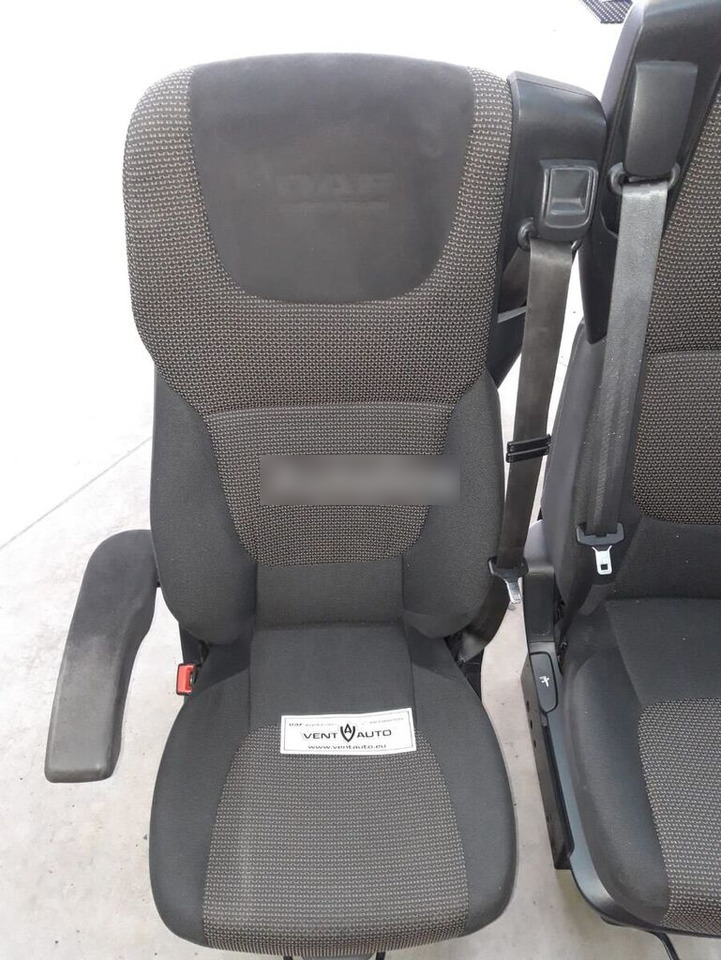 DAF SET OF XF 106 DAF XF 106 truck - Tempat duduk untuk Truk: gambar 2 DAF SET OF XF 106 DAF XF 106 truck - Tempat duduk untuk Truk: gambar 2