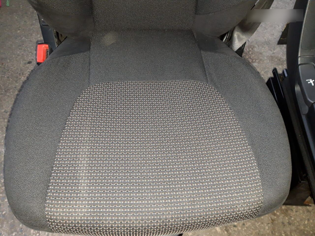 DAF SET OF XF 106 DAF XF 106 truck - Tempat duduk untuk Truk: gambar 5 DAF SET OF XF 106 DAF XF 106 truck - Tempat duduk untuk Truk: gambar 5