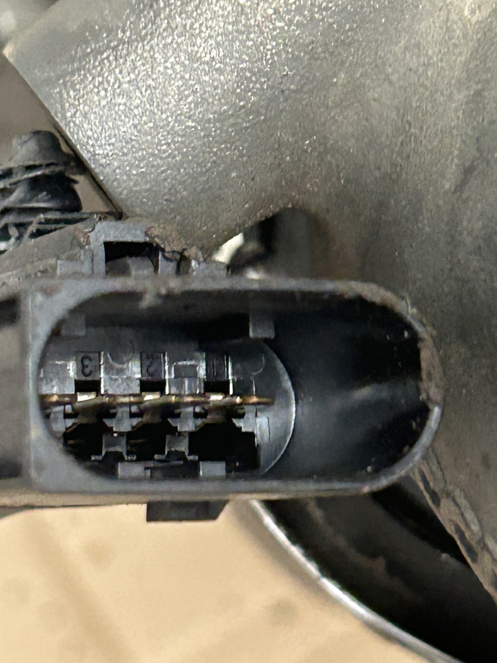 Turbo DAF TURBOCHARGER WITH VTG DAF XF 106 480: gambar 7 Turbo DAF TURBOCHARGER WITH VTG DAF XF 106 480: gambar 7