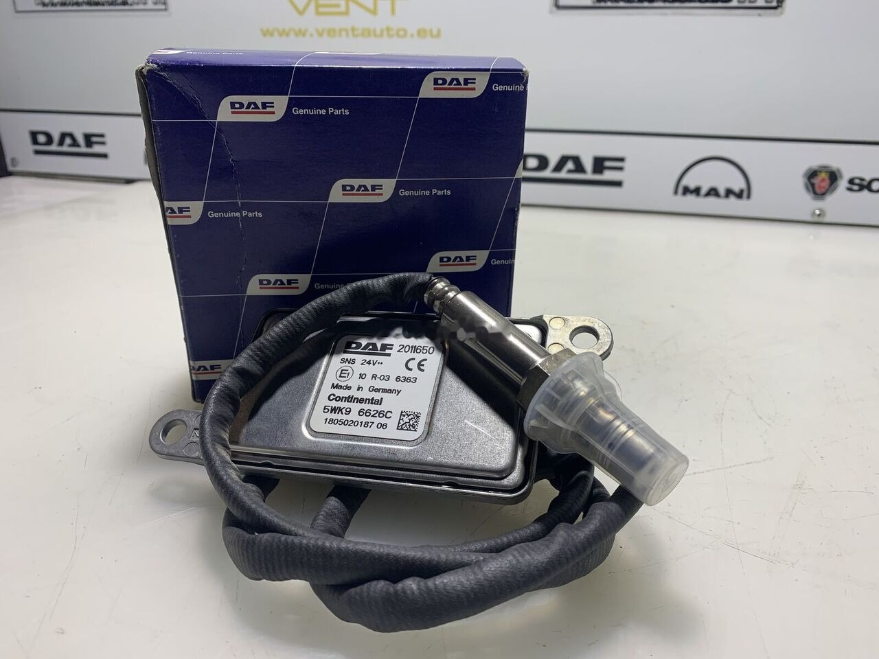 DAF XF 105/106 NOx 2011650 DAF XF 105 106 truck - Sensor untuk Truk: gambar 1 DAF XF 105/106 NOx 2011650 DAF XF 105 106 truck - Sensor untuk Truk: gambar 1