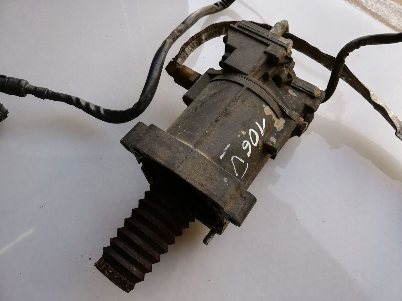 DAF XF 106 0501219051 DAF XF 106 truck - Silinder kopling untuk Truk: gambar 2 DAF XF 106 0501219051 DAF XF 106 truck - Silinder kopling untuk Truk: gambar 2