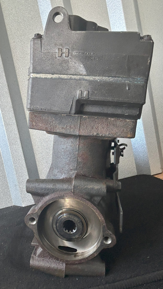 DAF XF 106 480 AIR COMPRESSOR - Kompresor rem udara: gambar 5 DAF XF 106 480 AIR COMPRESSOR - Kompresor rem udara: gambar 5