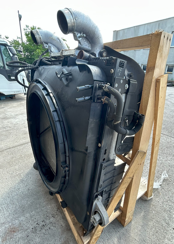 DAF XF 106 480 COOLER SET - Radiator untuk Truk: gambar 4 DAF XF 106 480 COOLER SET - Radiator untuk Truk: gambar 4