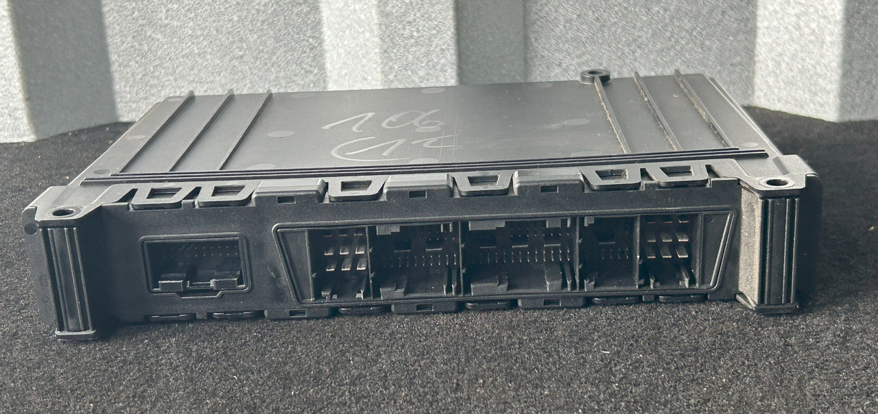 DAF XF 106 480 VECU - ECU: gambar 2 DAF XF 106 480 VECU - ECU: gambar 2