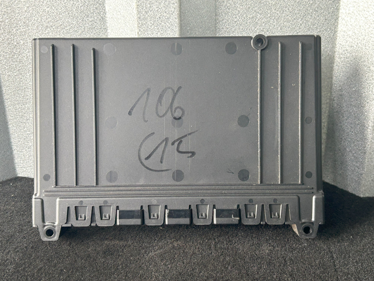 DAF XF 106 480 VECU - ECU: gambar 1 DAF XF 106 480 VECU - ECU: gambar 1
