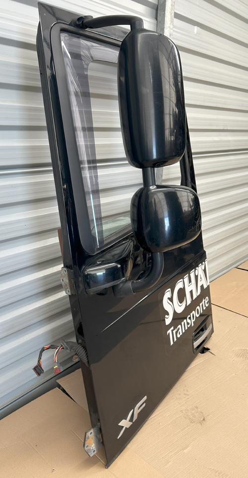 DAF XF 106 DOOR LEFT WITH MIRROR - Pintu dan bagian: gambar 3 DAF XF 106 DOOR LEFT WITH MIRROR - Pintu dan bagian: gambar 3