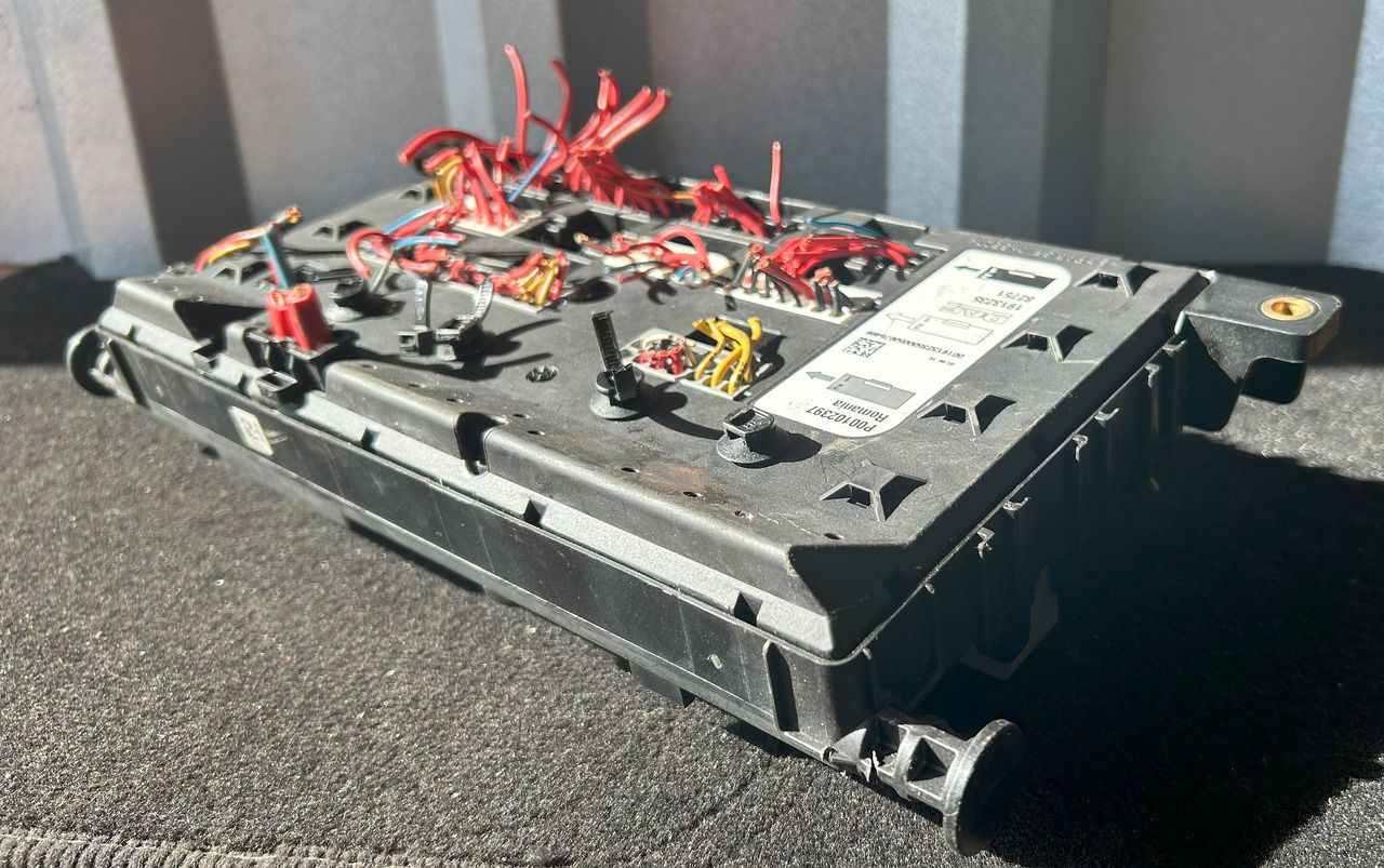 DAF XF 106 FUSE BOX - Sekring: gambar 5 DAF XF 106 FUSE BOX - Sekring: gambar 5