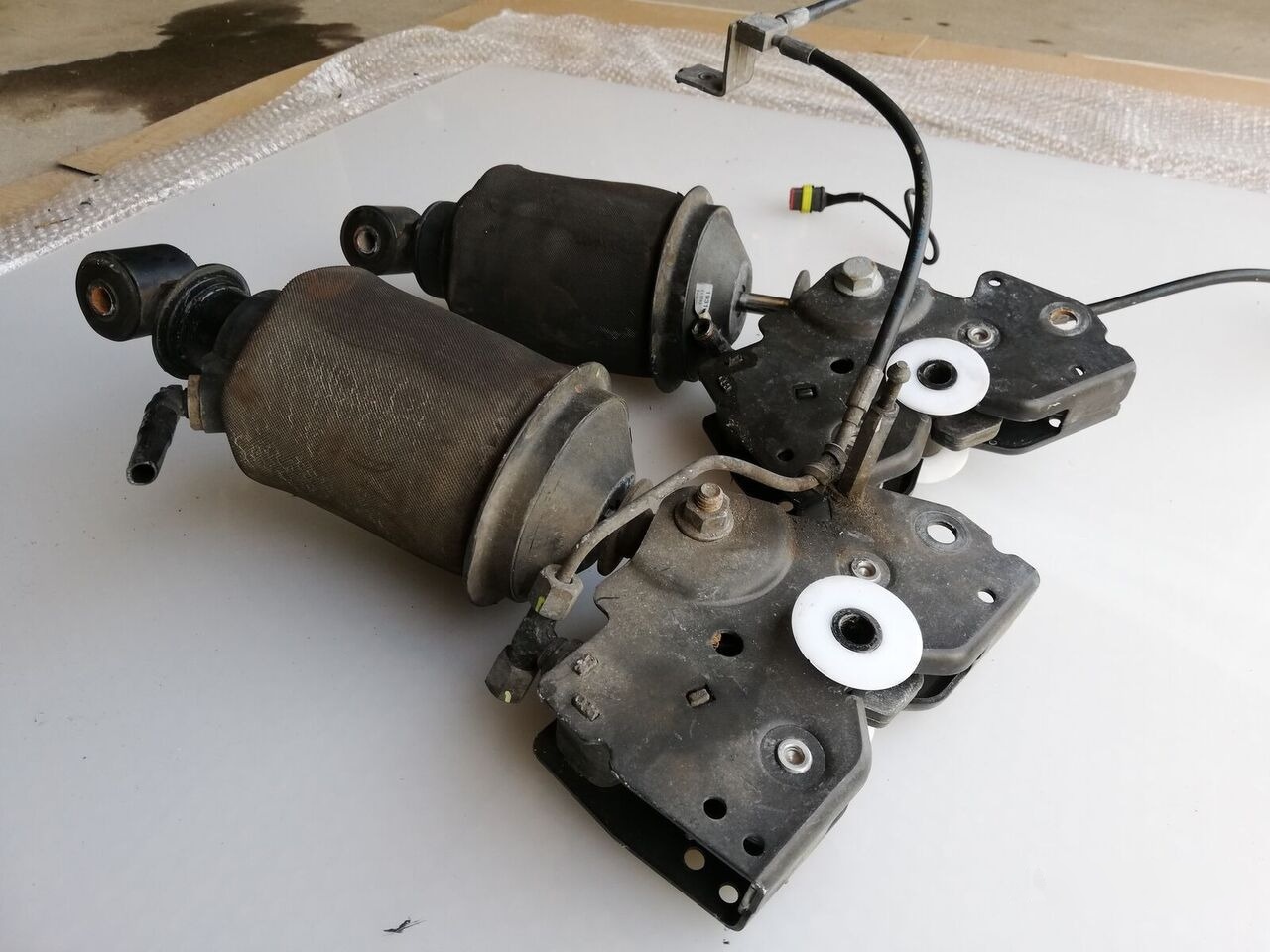DAF XF 106 truck - Suspensi kabin untuk Truk: gambar 2 DAF XF 106 truck - Suspensi kabin untuk Truk: gambar 2