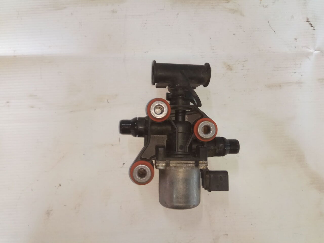 Elektrozawór AdBlue WABCO 446091304 DAF XF 106 truck - Sistem pembuangan untuk Truk: gambar 3 Elektrozawór AdBlue WABCO 446091304 DAF XF 106 truck - Sistem pembuangan untuk Truk: gambar 3