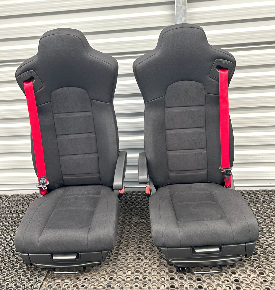 IVECO NEW SET OF SEATS IVECO S-WAY - Tempat duduk: gambar 3 IVECO NEW SET OF SEATS IVECO S-WAY - Tempat duduk: gambar 3