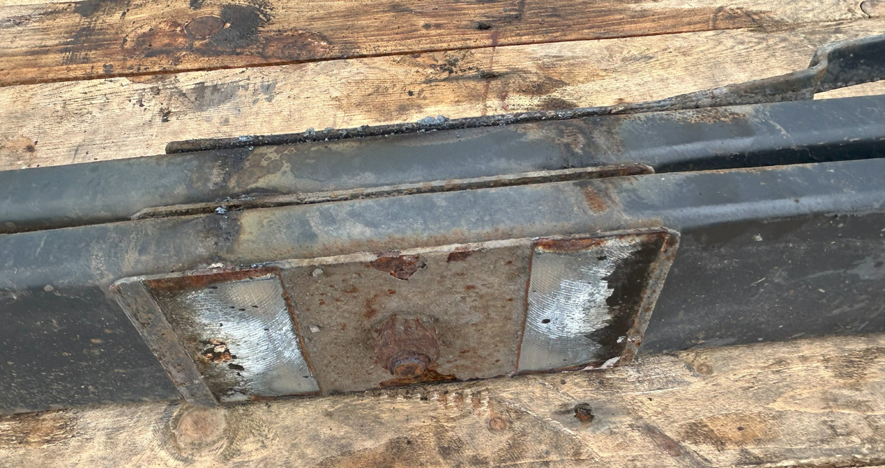 MERCEDES 2-LEAF SPRING MERCEDES ACTROS - Suspensi baja: gambar 4 MERCEDES 2-LEAF SPRING MERCEDES ACTROS - Suspensi baja: gambar 4