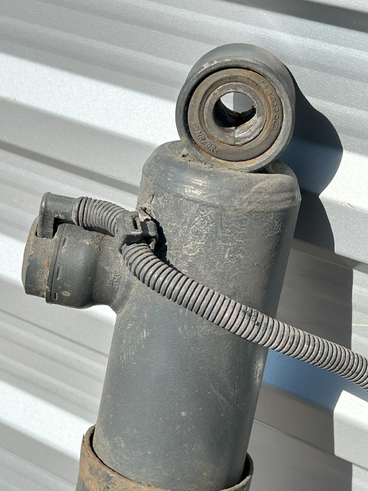 MERCEDES ACTROS MP4 SUSPENSION SHOCK ABSORBER - Penyerap guncangan: gambar 3 MERCEDES ACTROS MP4 SUSPENSION SHOCK ABSORBER - Penyerap guncangan: gambar 3