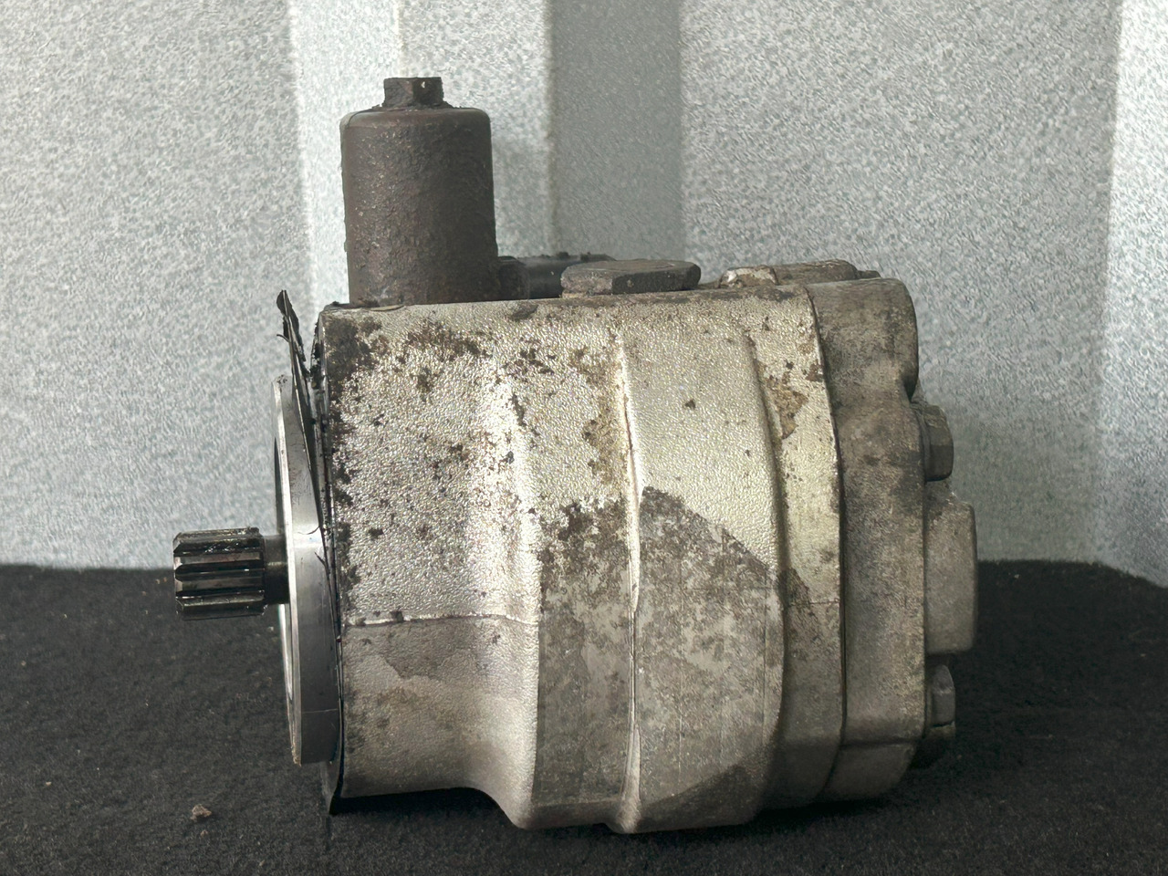 MERCEDES-BENZ ACTROS MP4 POWER STEERING PUMP - Pompa kemudi untuk Truk: gambar 2 MERCEDES-BENZ ACTROS MP4 POWER STEERING PUMP - Pompa kemudi untuk Truk: gambar 2