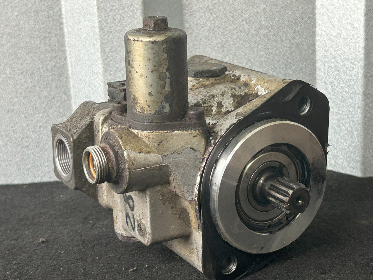 MERCEDES-BENZ ACTROS MP4 POWER STEERING PUMP - Pompa kemudi untuk Truk: gambar 1 MERCEDES-BENZ ACTROS MP4 POWER STEERING PUMP - Pompa kemudi untuk Truk: gambar 1