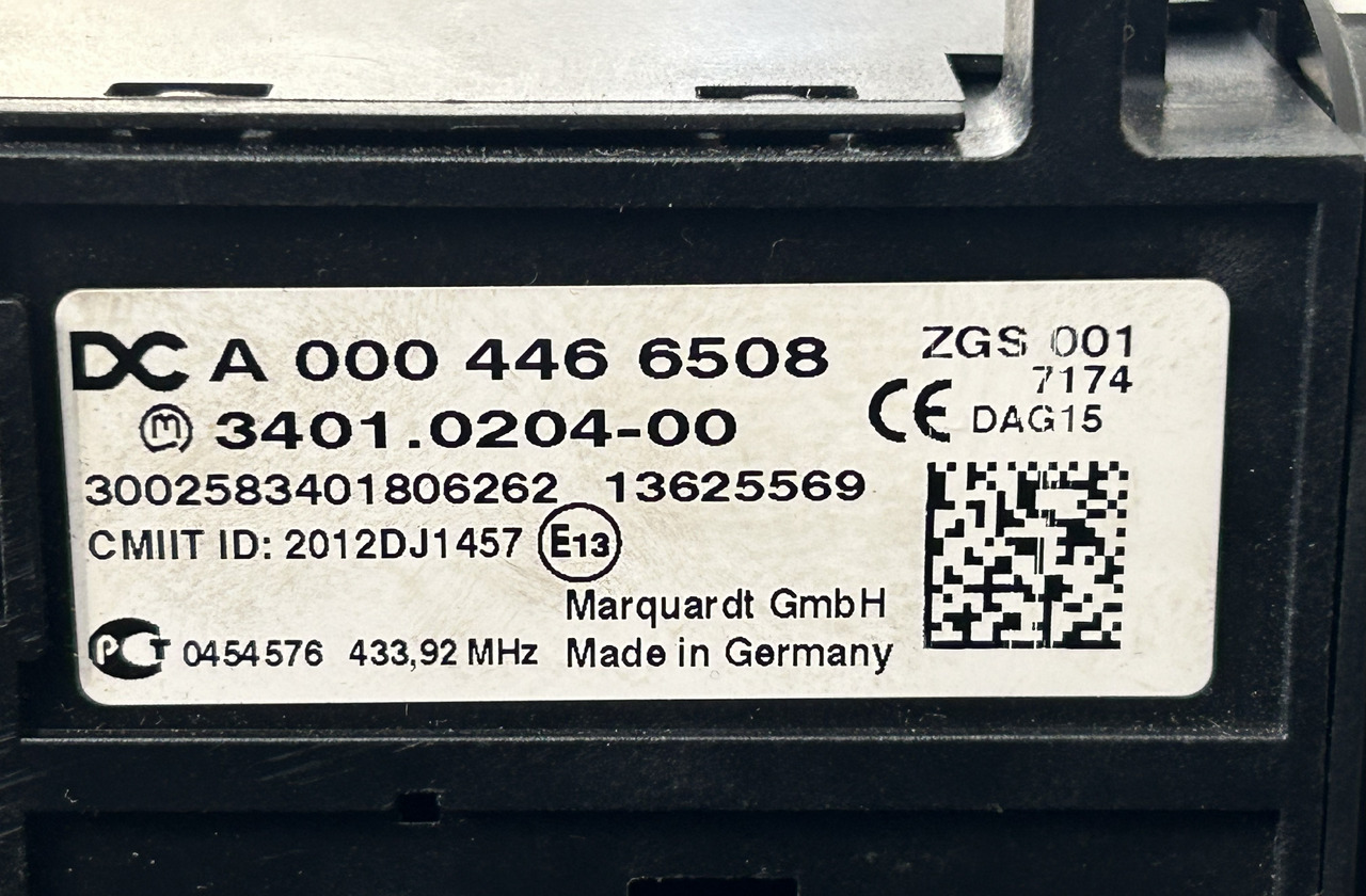 MERCEDES-BENZ ACTROS MP4 START/STOP IGNITION SWITCH - Dasbor untuk Truk: gambar 5 MERCEDES-BENZ ACTROS MP4 START/STOP IGNITION SWITCH - Dasbor untuk Truk: gambar 5