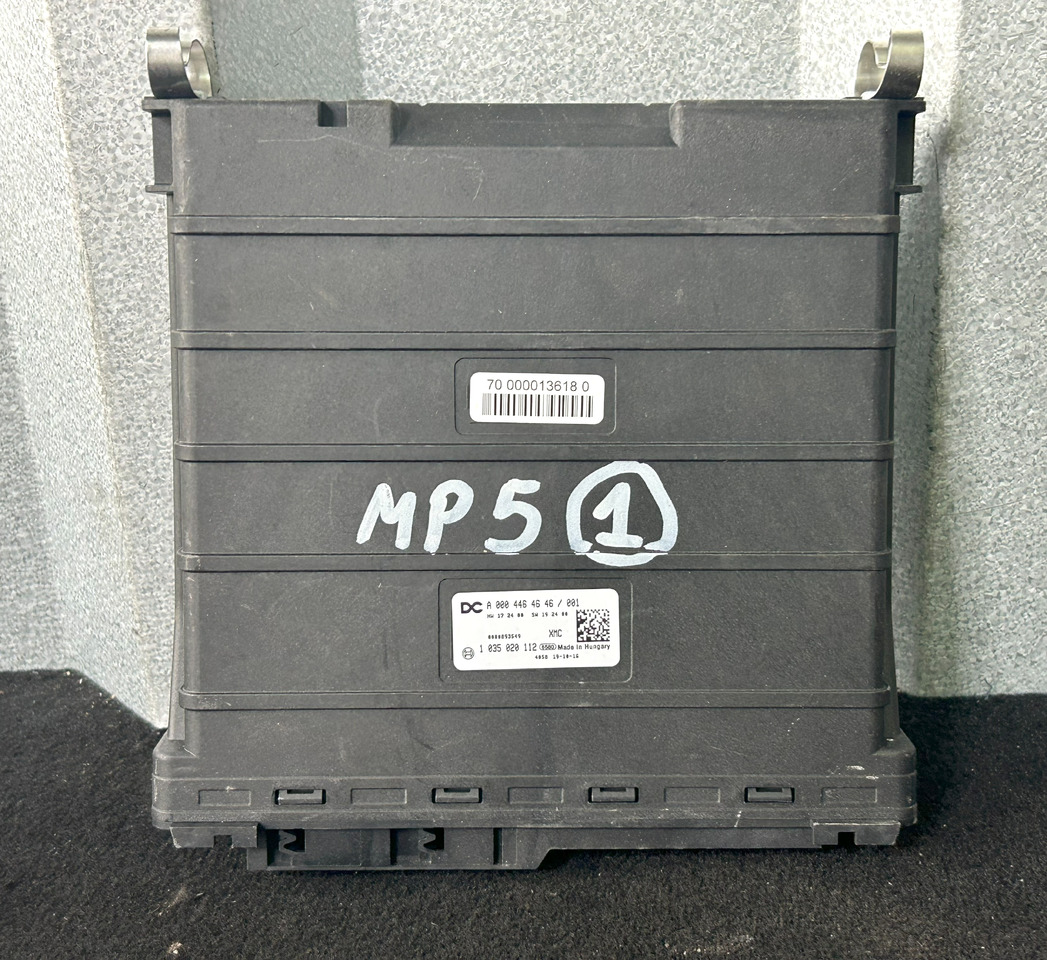 MERCEDES-BENZ ACTROS MP5 XMC CONTROLLER - ECU untuk Truk: gambar 1 MERCEDES-BENZ ACTROS MP5 XMC CONTROLLER - ECU untuk Truk: gambar 1