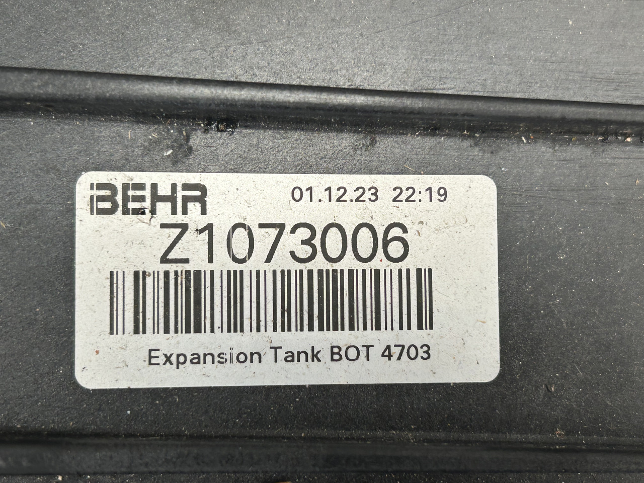 MERCEDES COOLANT EXPANSION TANK AROCS ACTROS MP4 MP5 - Tangki ekspansi: gambar 5 MERCEDES COOLANT EXPANSION TANK AROCS ACTROS MP4 MP5 - Tangki ekspansi: gambar 5