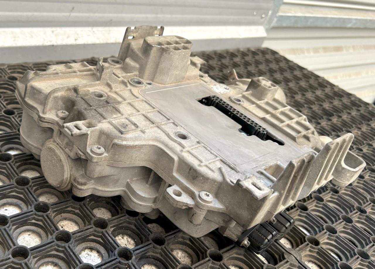 MERCEDES WYBIERAK SKRZYNI BIEGÓW ACTROS MP4 A6912604863 without the controller - Gearbox untuk Truk: gambar 4 MERCEDES WYBIERAK SKRZYNI BIEGÓW ACTROS MP4 A6912604863 without the controller - Gearbox untuk Truk: gambar 4