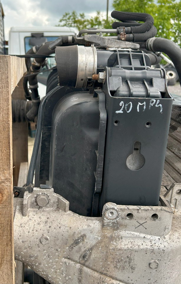 Mercedes ACTROS MP4 COOLERS SET - Radiator: gambar 5 Mercedes ACTROS MP4 COOLERS SET - Radiator: gambar 5