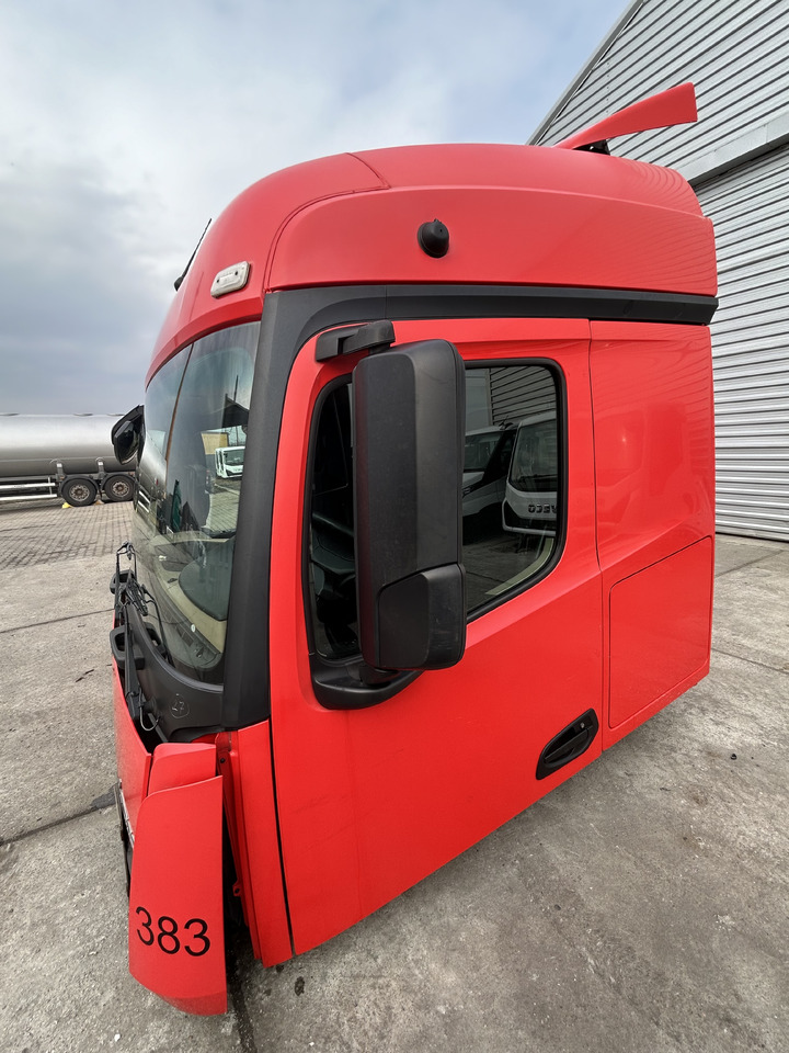 Kabin Mercedes Actros MP4: gambar 7